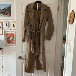 Lululemon camel coloured trench